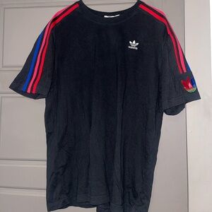 Adidas Striped Tee 
Size Large (true to size)